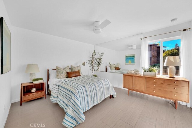 bedroom featuring ceiling fan