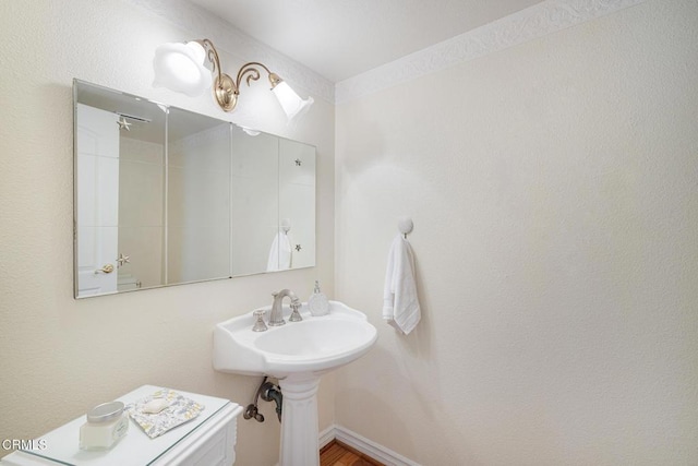 1590 Frazier St, Camarillo, CA 93012 - view of bathroom