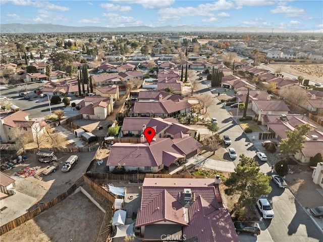 bird's eye view featuring a mountain view