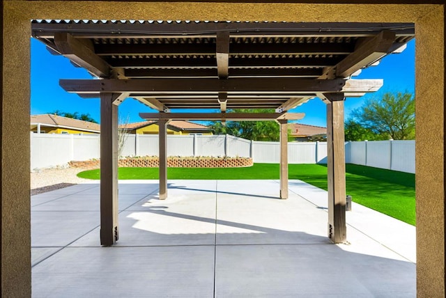 view of patio featuring a pergola