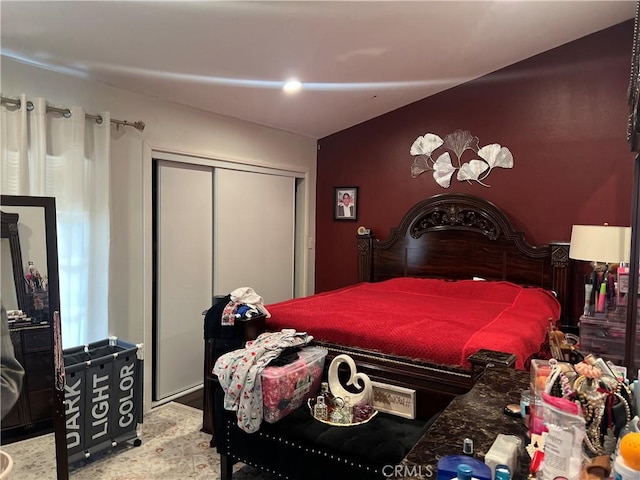 bedroom featuring a closet