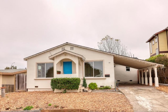 view of front of house featuring a carport