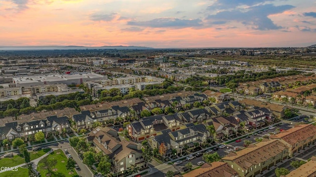 view of aerial view at dusk