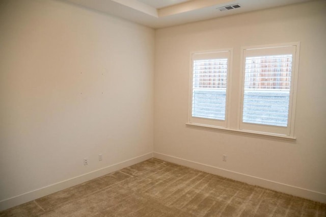 spare room with carpet flooring