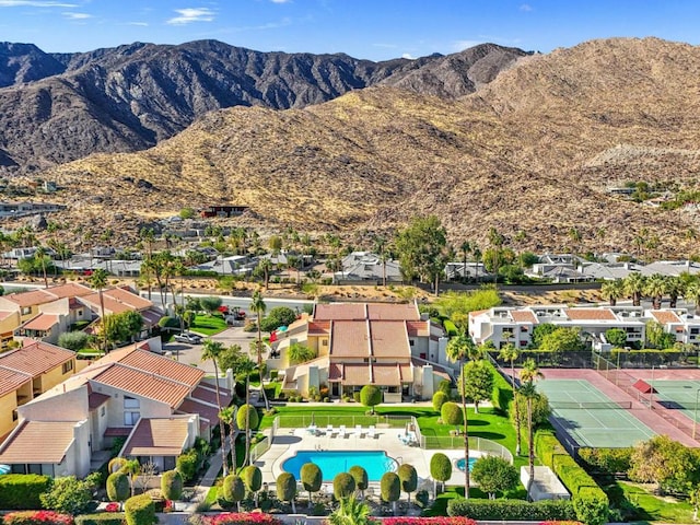 bird's eye view with a mountain view