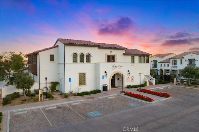 view of mediterranean / spanish-style home