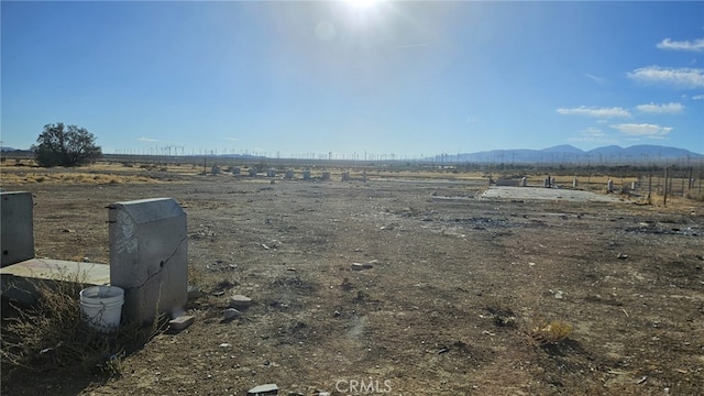 Listing photo 2 for 15972 H St, Mojave CA 93501