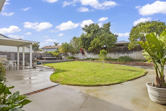 view of yard featuring a patio area