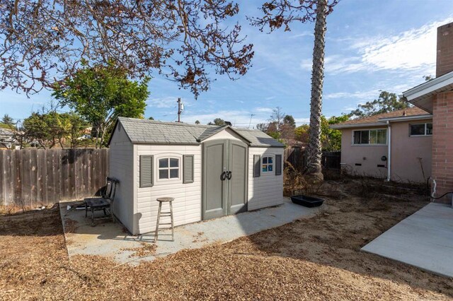 view of outbuilding