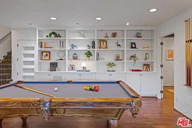 playroom with built in features, dark wood-type flooring, and pool table