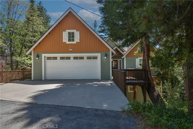 173 Grizzly Rd, Lake Arrowhead, CA 92352 - view of garage
