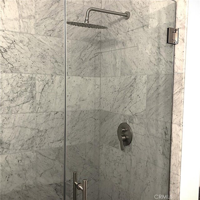 room details with walk in shower