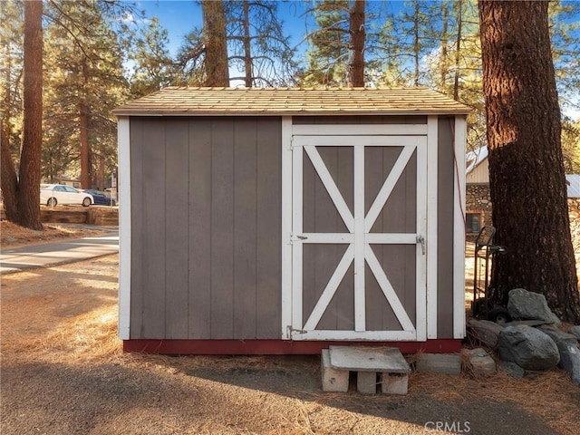 view of outbuilding