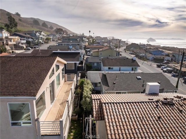 bird's eye view with a mountain view