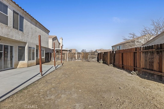 view of yard with a patio