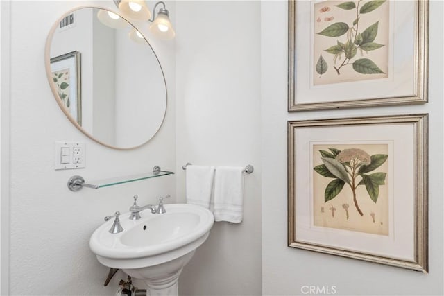 bathroom with sink