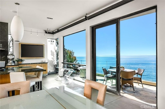 living room featuring a water view