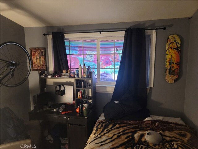 2214 Mark St, Santa Ana, CA 92703 - view of bedroom