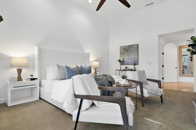 bedroom featuring ceiling fan