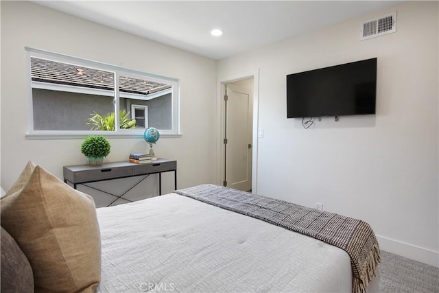 bedroom with carpet flooring