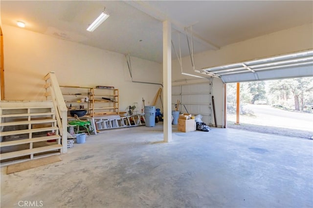 2206 Bernina Dr, Pine Mountain Club, CA 93222 - view of garage