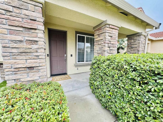 view of entrance to property