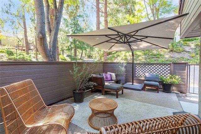 view of patio featuring an outdoor hangout area