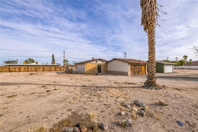 view of yard with a garage