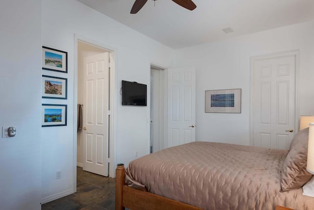 bedroom with ceiling fan