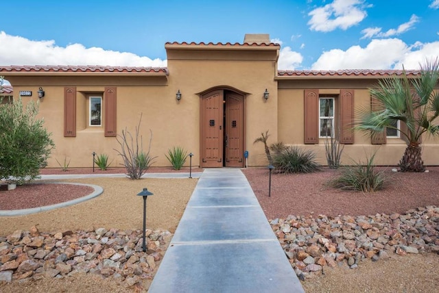 view of mediterranean / spanish-style home