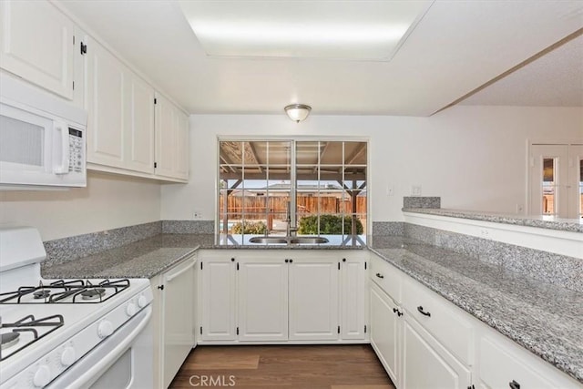 12650 Running Deer Rd, Apple Valley, CA 92308 - photo 12
