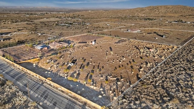 bird's eye view featuring a mountain view