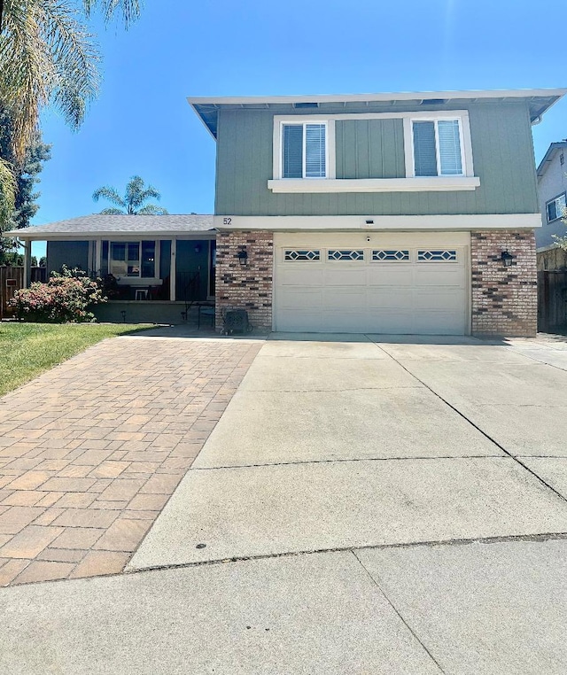 view of front facade with a garage