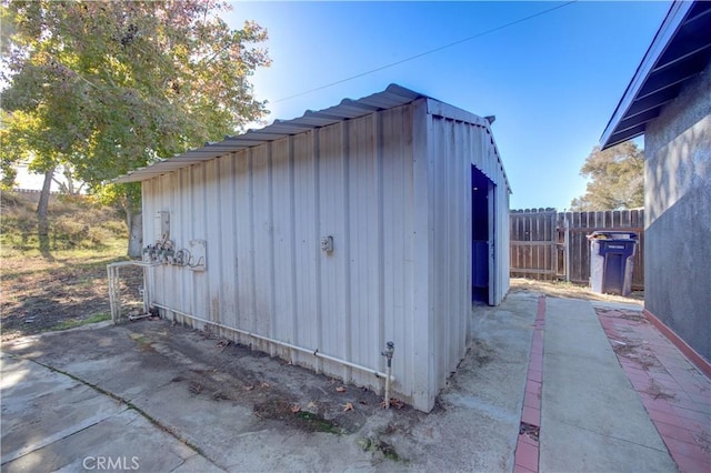 view of outbuilding