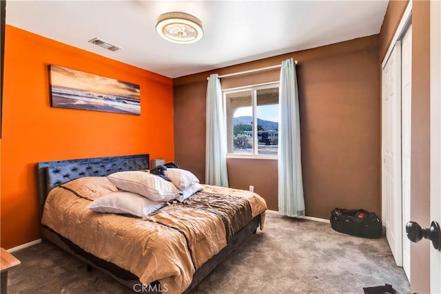 view of carpeted bedroom