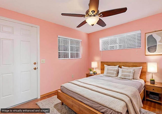 bedroom featuring ceiling fan