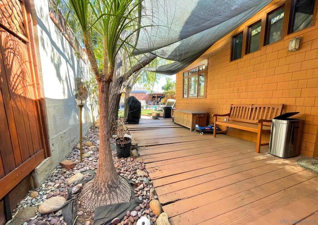 view of wooden deck