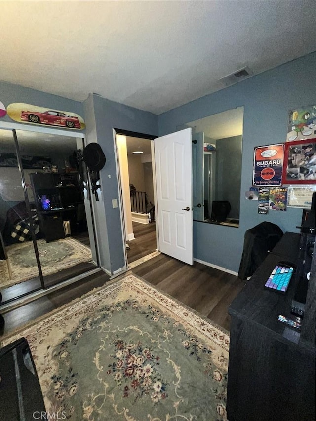 office area with dark hardwood / wood-style floors