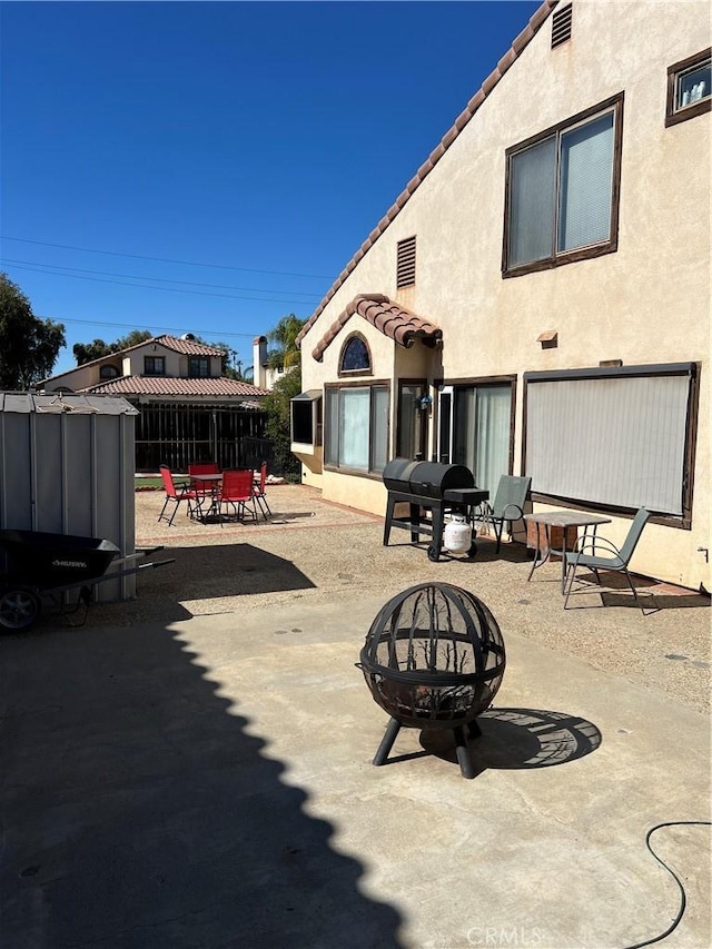 view of patio / terrace with a grill