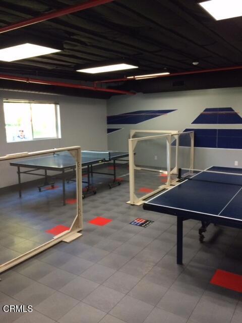 view of recreation room