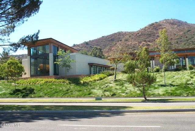 property view of mountains