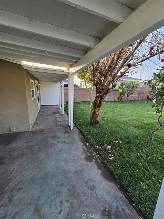 view of yard with a patio