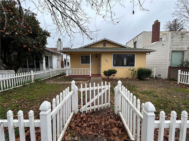 view of front of house featuring covered porch