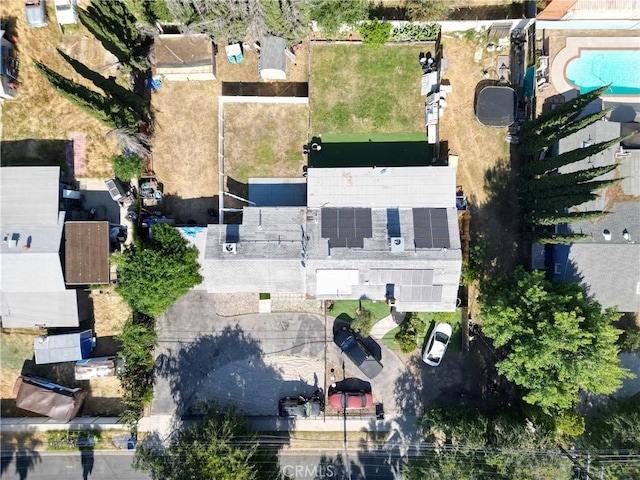 7716 Owensmouth Ave, Canoga Park, CA 91304 - aerial view of property's location featuring a pool
