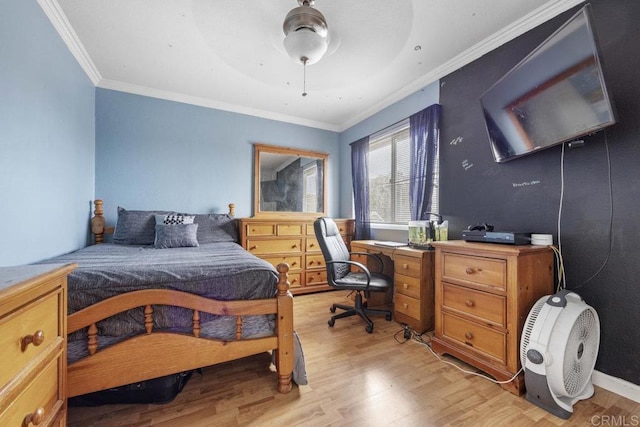 8115 Cacus, Spring Valley, CA 91977 - bedroom featuring light wood finished floors, ornamental molding, a desk, and a ceiling fan