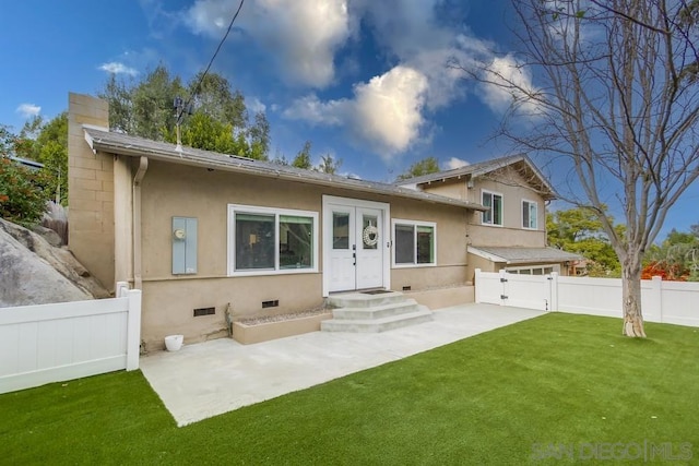 view of front of home with a front yard