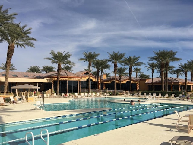 view of swimming pool featuring a patio