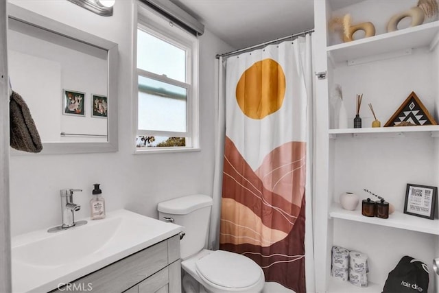 59427 La Crescenta Dr, Yucca Valley, CA 92284 - bathroom with toilet, vanity, and a shower with curtain