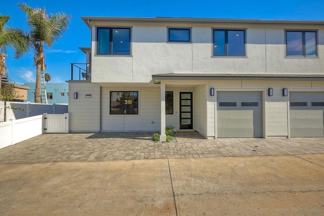 view of front of home featuring a garage