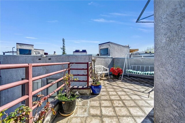 14326 Chandler Blvd Unit 5, Sherman Oaks, CA 91401 - view of patio